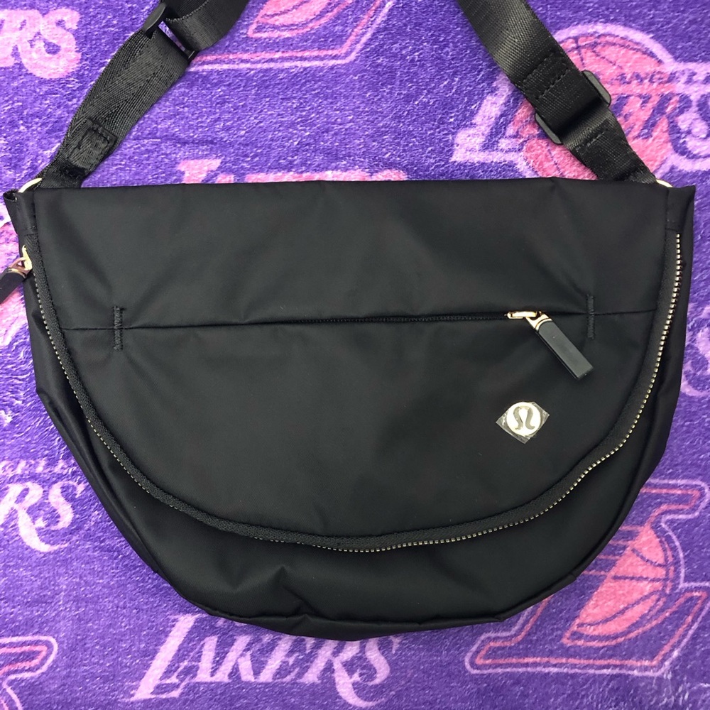 Lululemon All Night Festival Bag Micro 5L | Black Crossbody (BNWT)